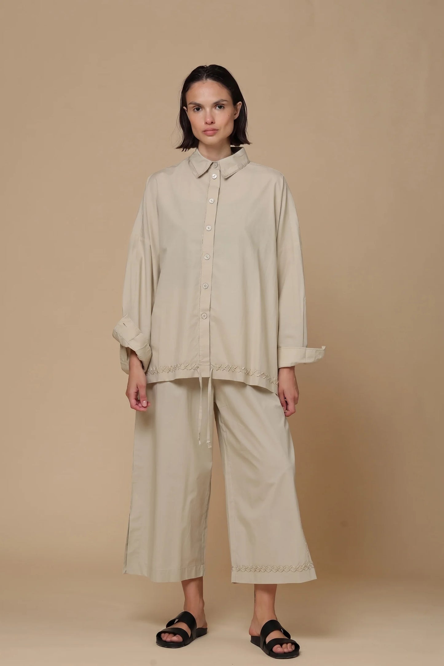 B437 BEIGE