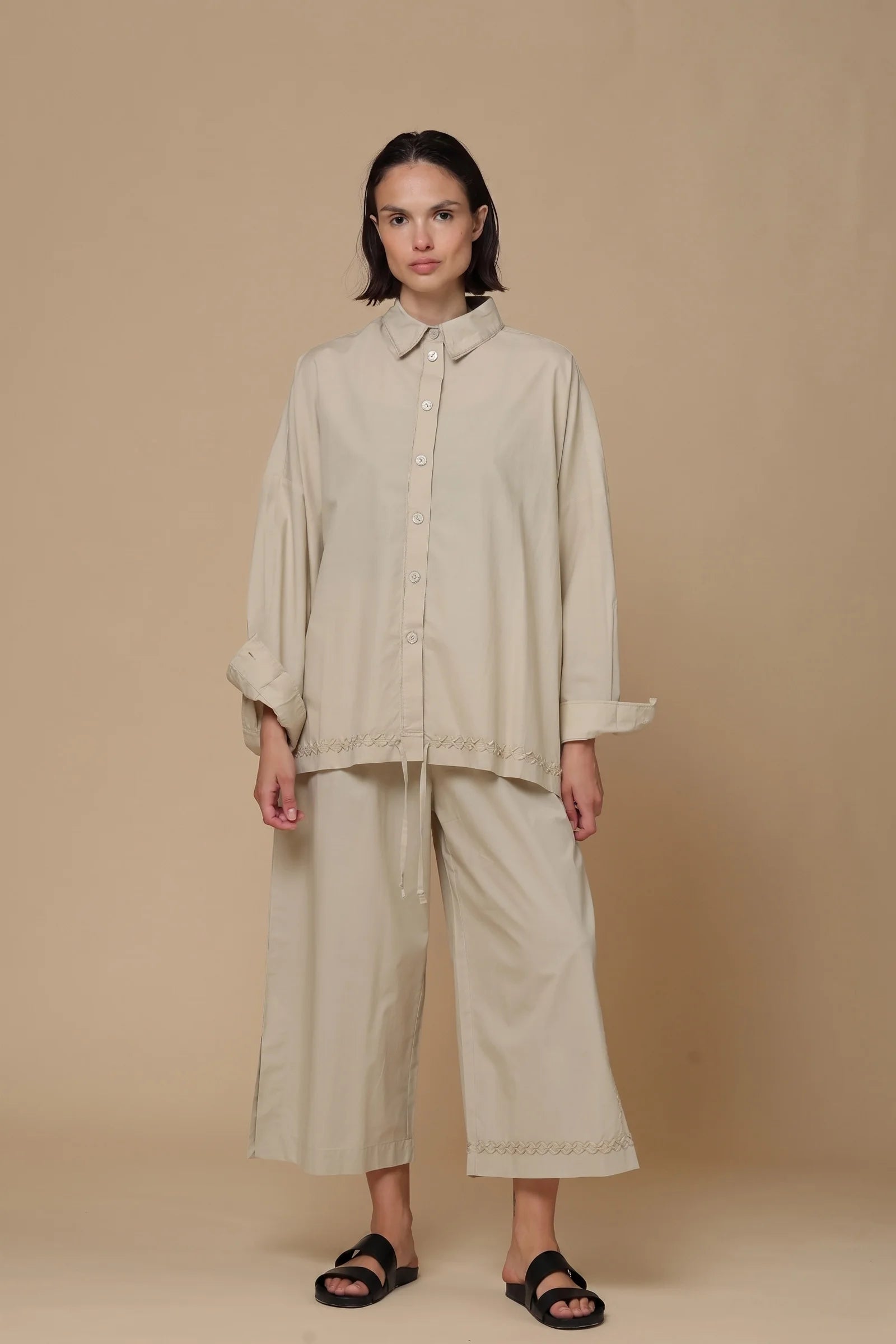 B437 BEIGE