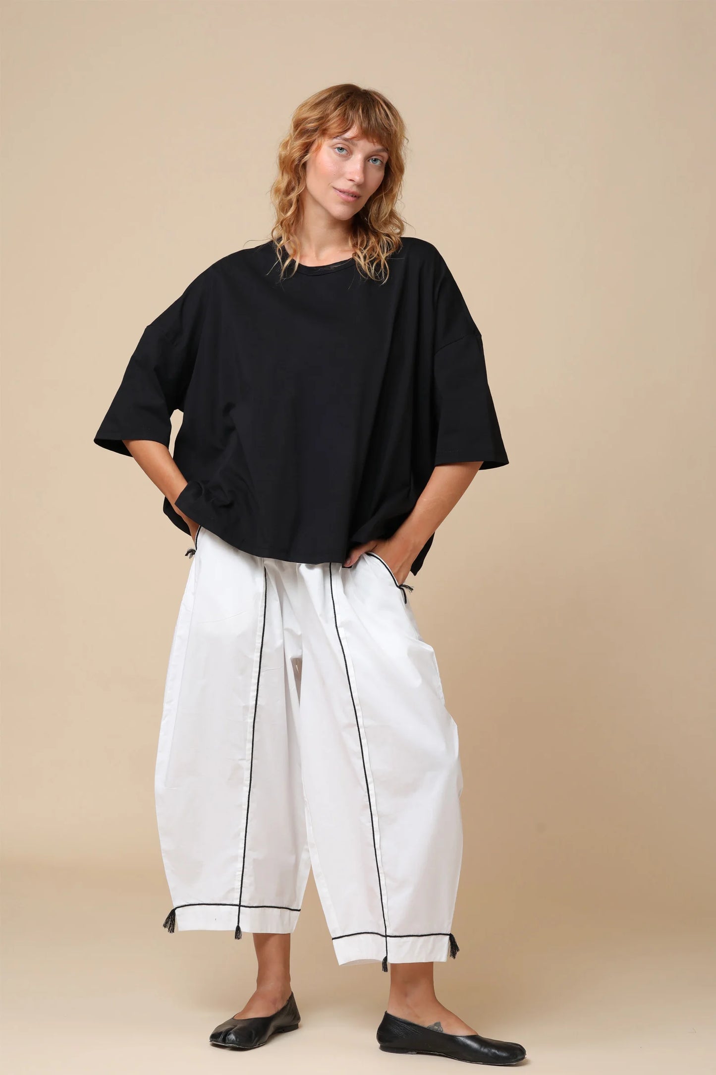 B490SOLID BLACK 2